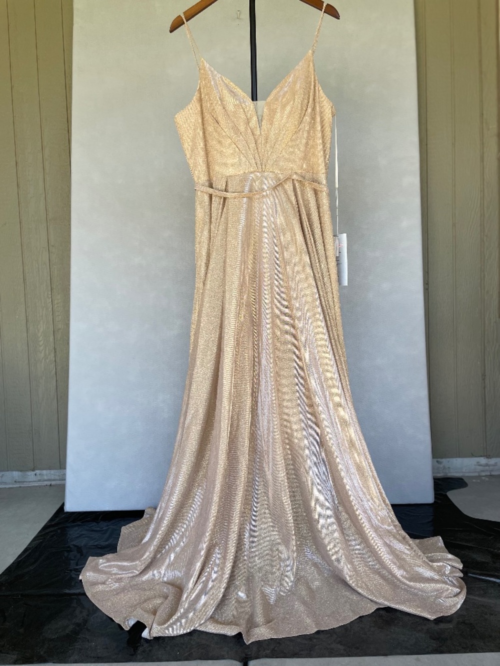 LETβS FASHION DRESS - SIZE XL
